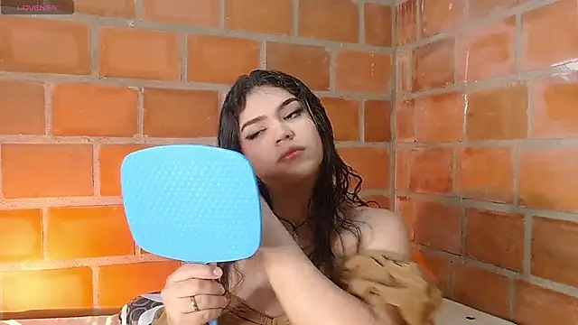 Snapshot of enid_greins chatting on 16, 10, 2025 enid greins online show from 16, 10, 2025