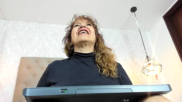 Dayana  Ospina online show from 22, 10, 2025