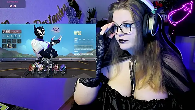 EveBaker04 online show from 20, 10, 2025