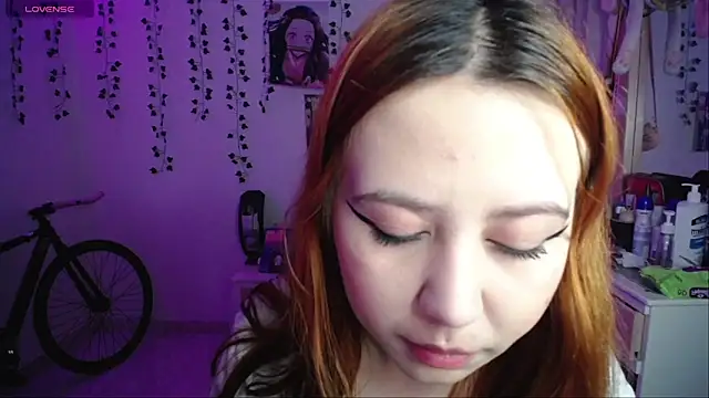 Snapshot of _codeline chatting on 15, 10, 2025 codeline online show from 15, 10, 2025