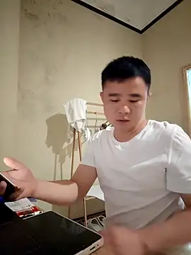 Snapshot of goodboyfcy chatting on 14, 2, 2025 goodboyfcy online show from 14, 2, 2025