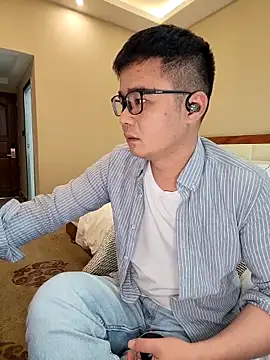 Snapshot of goodboyfcy chatting on 8, 3, 2025 goodboyfcy online show from 8, 3, 2025