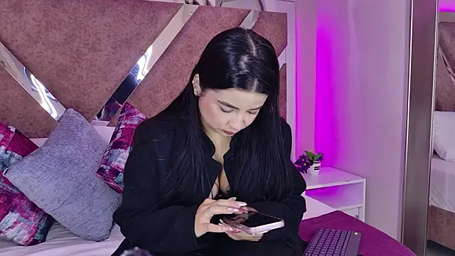 ValeriaOrtega online show from 18, 3, 2026