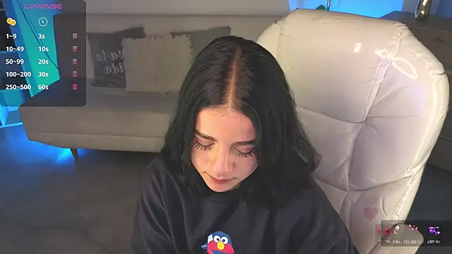 Snapshot of Nicole_Foxx_ chatting on 7, 3, 2026 Nicole Foxx online show from 7, 3, 2026