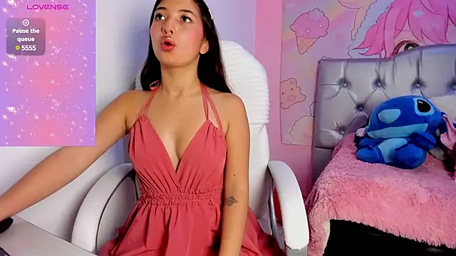 sofia  james online show from 17, 2, 2025