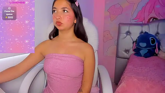 sofia  james online show from 19, 2, 2025