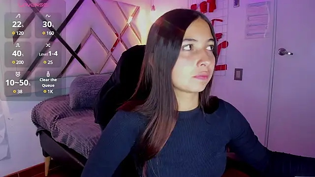 sofia  james online show from 13, 3, 2025