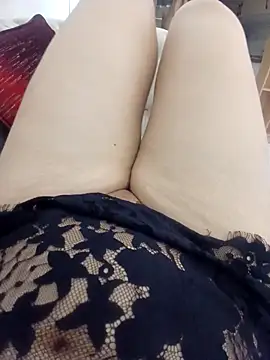 Ayochaa online show from 8, 11, 2025