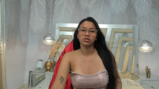 LIA SWAN  online show from 10, 2, 2025