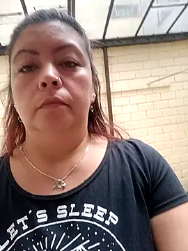 queencarlota82 online show from 6, 2, 2025