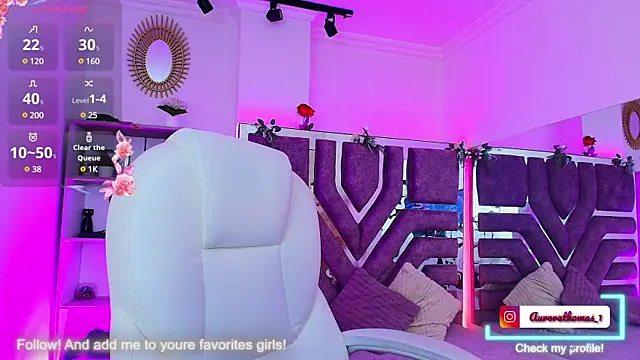 Aurora thomas  1 online show from 22, 1, 2025