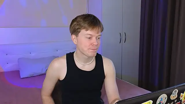 cameron-crowly online show from 25, 11, 2025