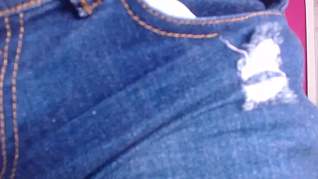 Snapshot of tinyy_whore18 chatting on 16, 10, 2025 tinyy whore18 online show from 16, 10, 2025