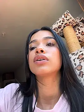 Bella Smiith  online show from 25, 11, 2025