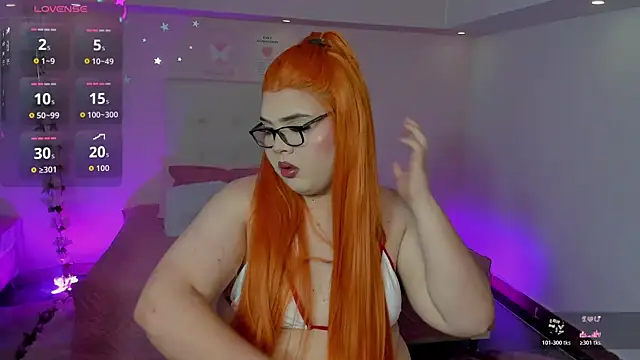 Snapshot of ScarlettDreamss7 chatting on 19, 11, 2025 ScarlettDreamss7 online show from 19, 11, 2025