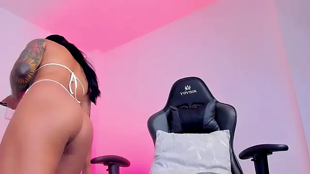 sophierooy22 online show from 4, 2, 2026