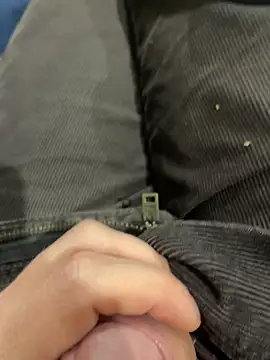 Snapshot of Prolapse_Pig chatting on 2, 12, 2025 Prolapse Pig online show from 2, 12, 2025