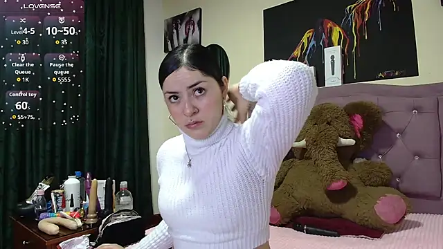 Emmie Hot online show from 11, 3, 2026