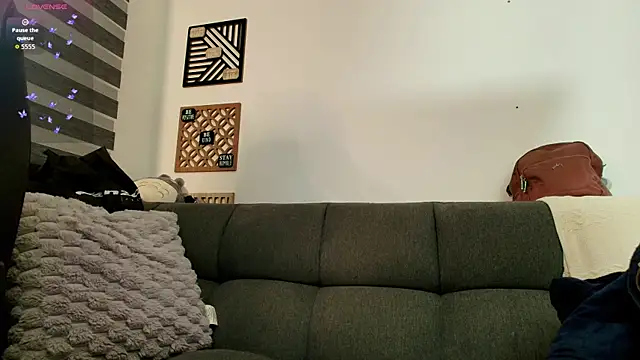 Snapshot of love_sharol_ chatting on 13, 11, 2025 love sharol online show from 13, 11, 2025