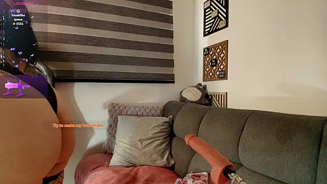 Snapshot of love_sharol_ chatting on 20, 11, 2025 love sharol online show from 20, 11, 2025