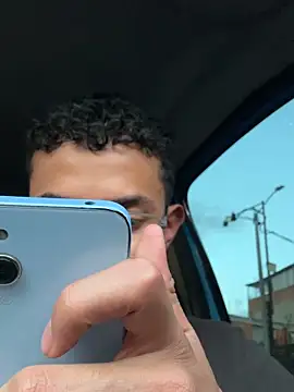 Thonny-becker online show from 24, 10, 2025