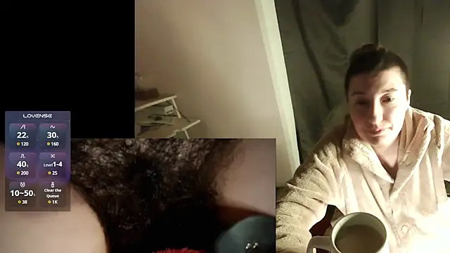 MorganaEvelynn online show from 5, 3, 2025