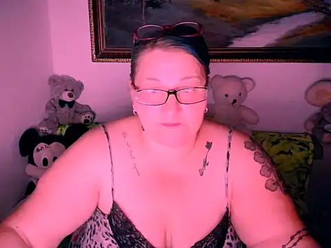 mayamayx online show from 6, 10, 2025