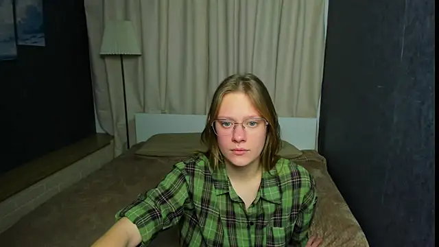 Snapshot of TessaSwans chatting on 30, 1, 2025 TessaSwans online show from 30, 1, 2025