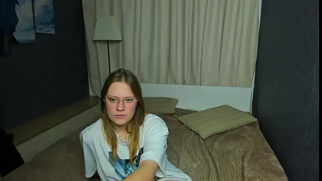 Snapshot of TessaSwans chatting on 30, 1, 2025 TessaSwans online show from 30, 1, 2025