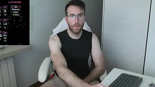 Snapshot of machohiberiko chatting on 9, 2, 2026 machohiberiko online show from 9, 2, 2026