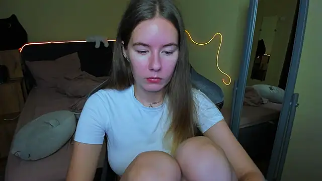 EmilyPaw online show from 20, 11, 2025