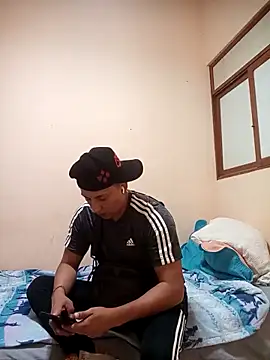 Snapshot of LuisMex1998 chatting on 21, 2, 2026 LuisMex1998 online show from 21, 2, 2026