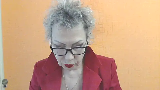 NessyJenixs online show from 6, 1, 2026