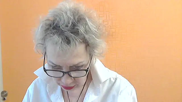 NessyJenixs online show from 17, 3, 2026