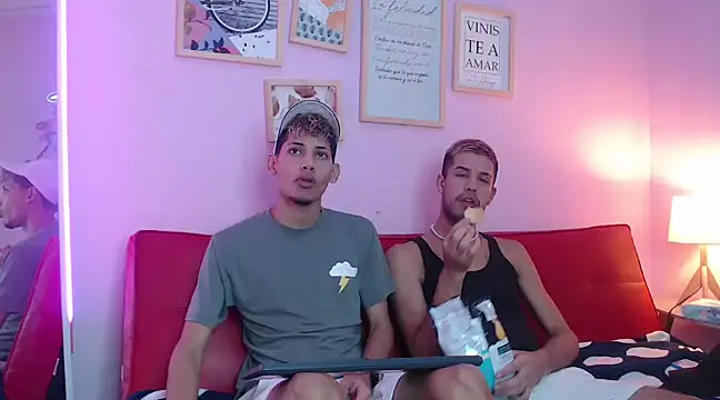 MAX GUYS online show from 1, 2, 2025