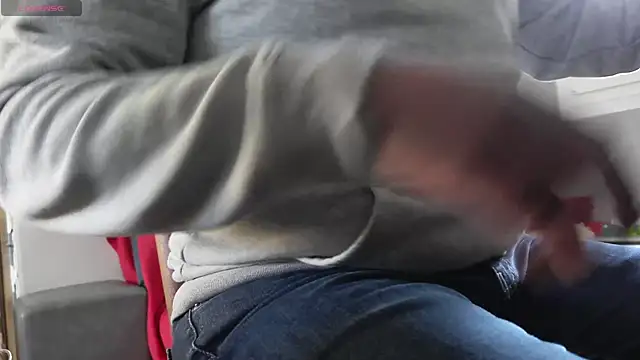 Snapshot of IndienTiger chatting on 24, 11, 2025 IndienTiger online show from 24, 11, 2025