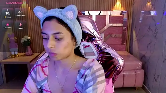 lilith petit sub online show from 16, 10, 2025