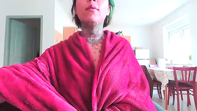 Snapshot of serena__vedette chatting on 21, 2, 2025 serena vedette online show from 21, 2, 2025