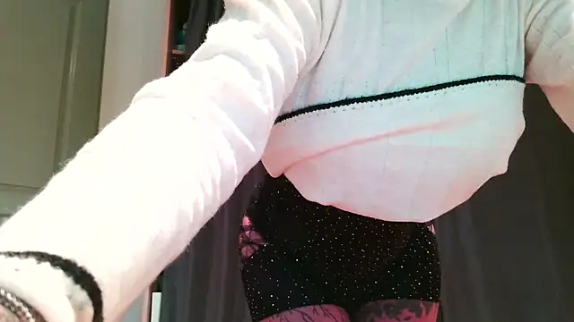 Snapshot of serena__vedette chatting on 30, 3, 2026 serena vedette online show from 30, 3, 2026