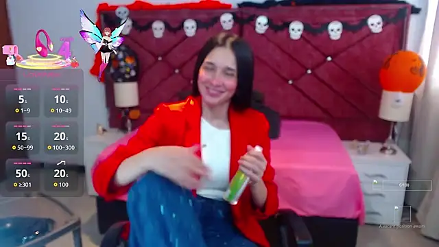 Snapshot of victoria_adams07 chatting on 21, 10, 2025 victoria adams07 online show from 21, 10, 2025