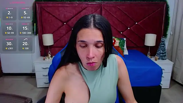 Snapshot of victoria_adams07 chatting on 13, 12, 2025 victoria adams07 online show from 13, 12, 2025