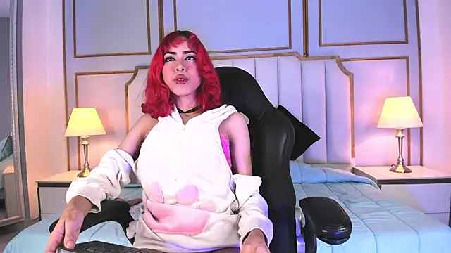 Raven jade  online show from 28, 1, 2025