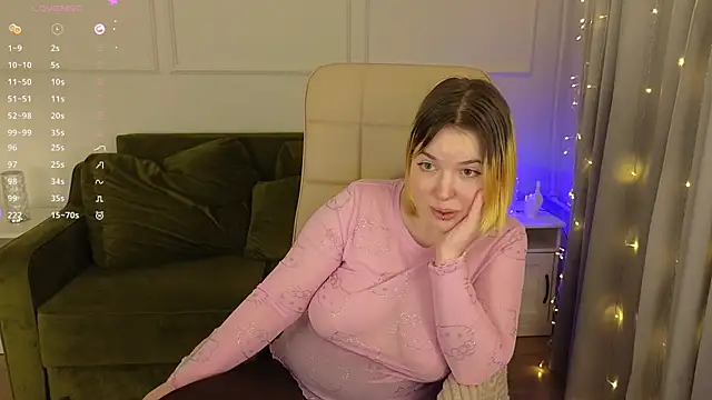 Snapshot of Manic_pixie_ chatting on 7, 2, 2025 Manic pixie online show from 7, 2, 2025