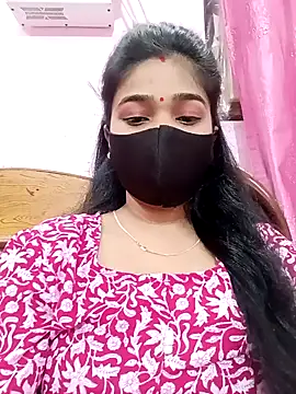 Snapshot of Simran-001 chatting on 4, 2, 2025 Simran-001 online show from 4, 2, 2025