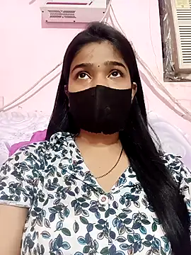 Snapshot of Simran-001 chatting on 10, 9, 2025 Simran-001 online show from 10, 9, 2025