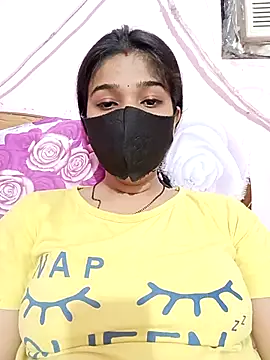 Snapshot of Simran-001 chatting on 16, 9, 2025 Simran-001 online show from 16, 9, 2025