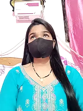 Snapshot of Simran-001 chatting on 15, 10, 2025 Simran-001 online show from 15, 10, 2025