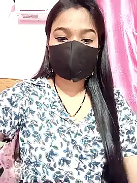 Snapshot of Simran-001 chatting on 3, 11, 2025 Simran-001 online show from 3, 11, 2025