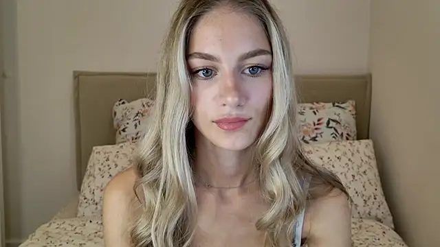 GabriellaOlsen online show from 15, 9, 2025