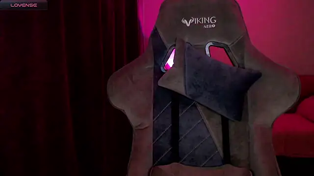 Snapshot of Ohmy_Nora_ chatting on 4, 3, 2025 Ohmy Nora  online show from 4, 3, 2025